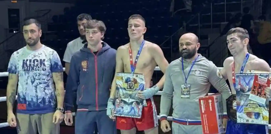 Армянские спортсмены стали лидерами чемпионата Ставропольского края по кикбоксингу